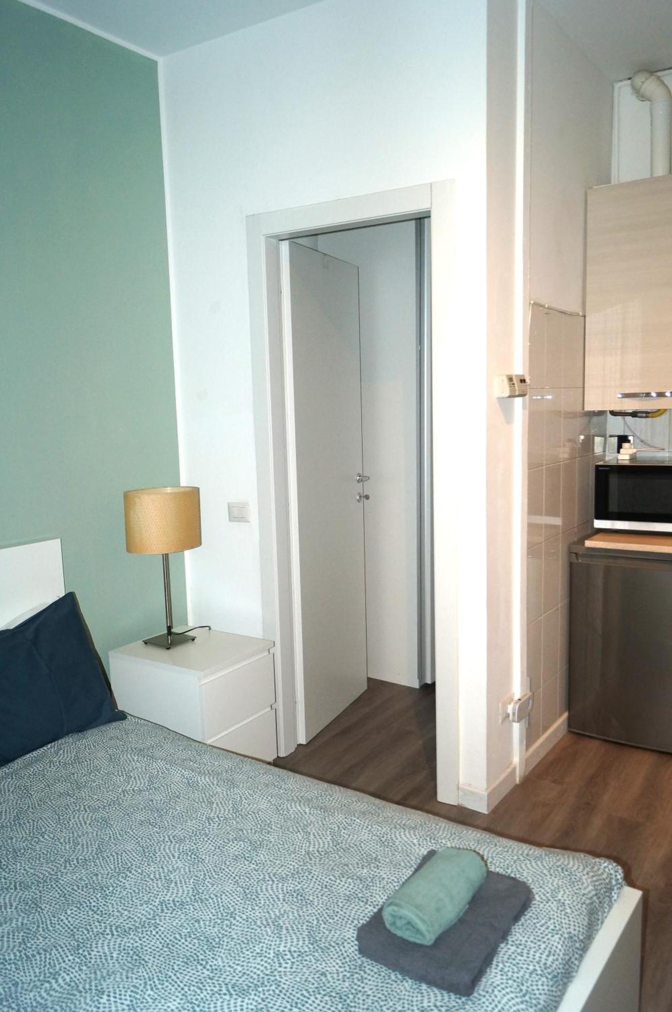 House Naviglio Quattro Lägenhet Milano Exteriör bild